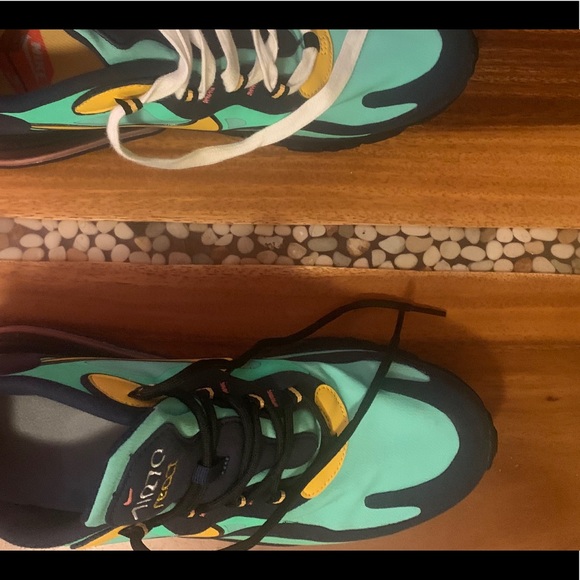 NiKE AiR MAX REACT 270 ‘Pop Art’ - Picture 2 of 8